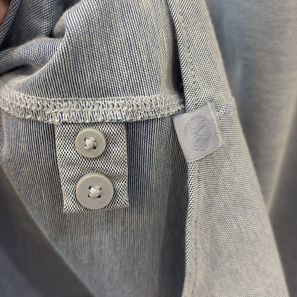 Lululemon Commission Button Down Shirt W/Zippered Pocket—Like New—Casual—M - Picture 10 of 12